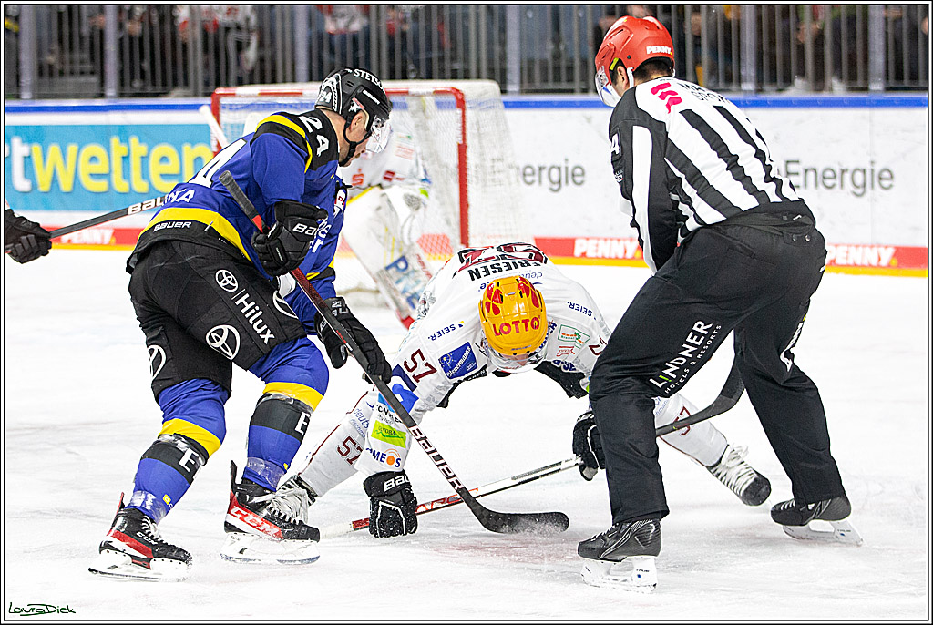 PENNY DEL; Koelner Haie- Fishtown Pinguins Bremerhaven; Koeln, 23.11.2021